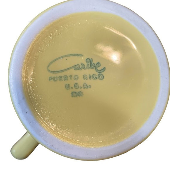 Caribe Puerto Rico vintage mugs, set of 2, atomic yellow, pedestal, diner mugs - Picture 6 of 6